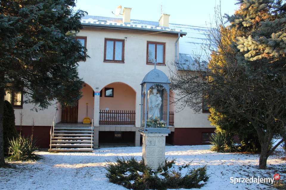 Dom wielkopowierzchniowy mieszkalny