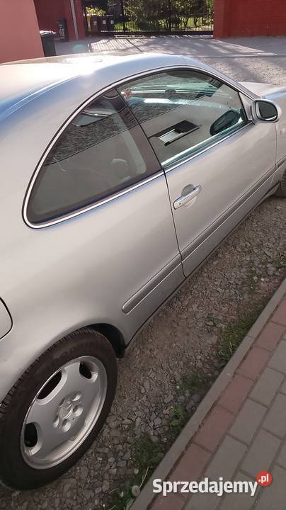 MercedesBenz w 208 Kędzierzyn-Koźle