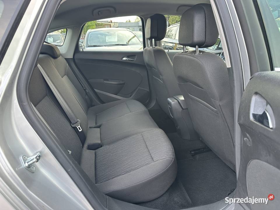 Opel Astra 16 CDTI 110 Nawigacja Zamiana Kredyt ESP Warszawa sprzedam