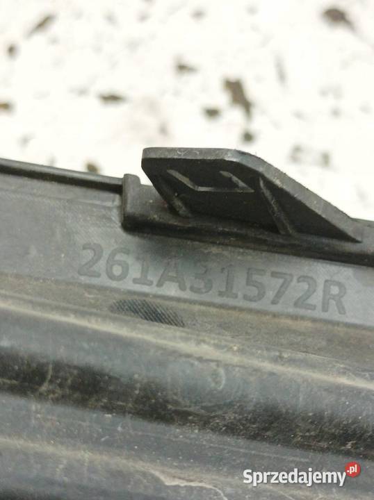 KRATKA ZDERZAKA LEWY PRZÓD POD PDC 261A31572R Zderzaki świętokrzyskie