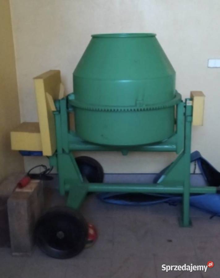 Betoniarka Defro 200 l nieużywana