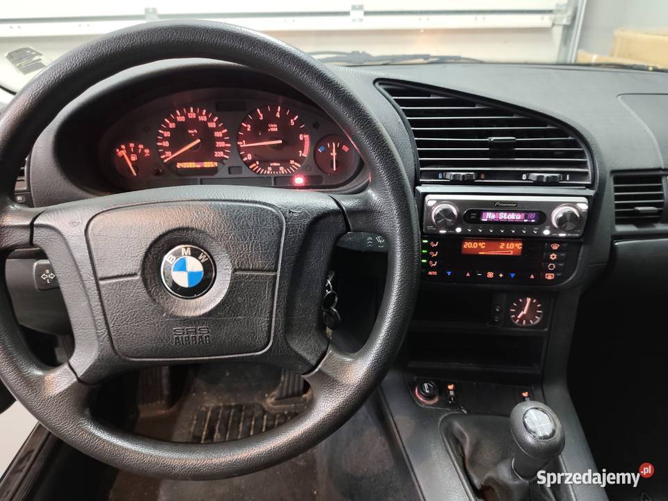 1995 BMW 318i sedan klimatyzacja benzyna