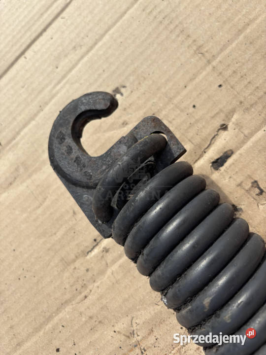 Claas Jaguar 970 Sprężyna pociągowa 00 0495 270 Jastrzębniki