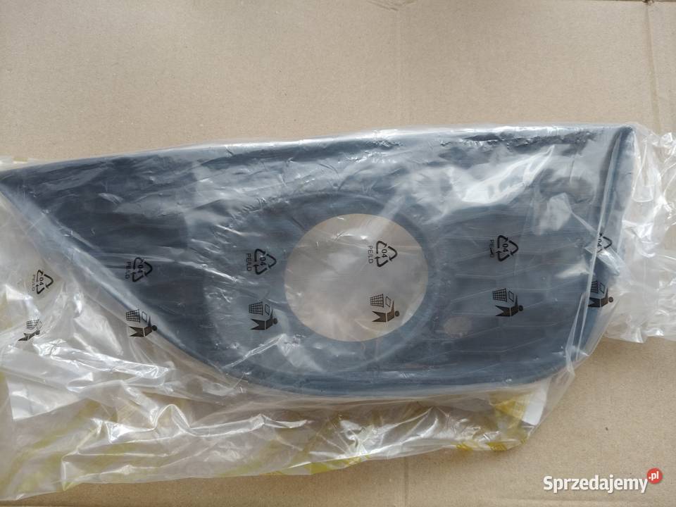 Ramka halogenu atrapa halogenu prawa Seat Ibiza