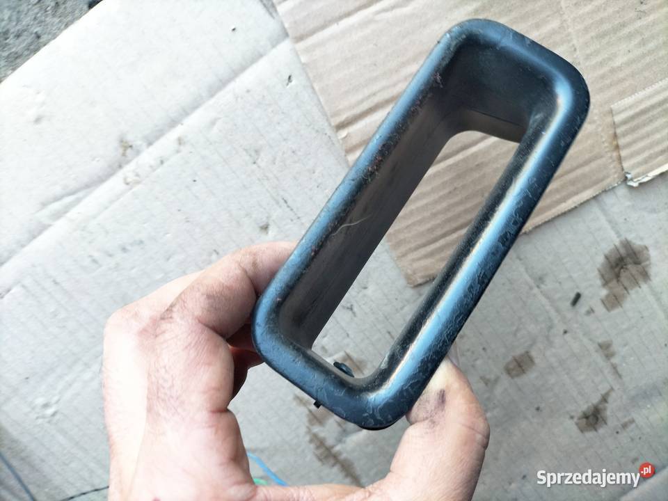 AUDI 80 B3 80B3 UCHWYT RĄCZKA WEWNĘTRZNA DRZWI Kamień-Kolonia