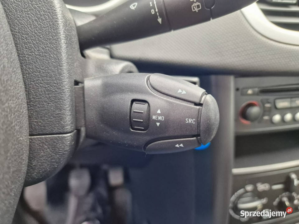 Peugeot 207 14 Benzyna 95 Klimatyzacja Komputer 95KM sprzedam