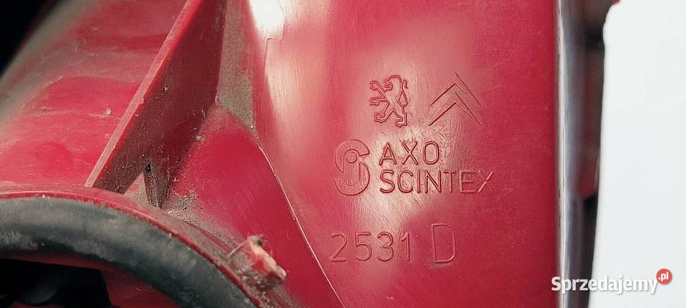 LAMPA PRAWA TYŁ PEUGEOT 206 XR 2531D Lipno