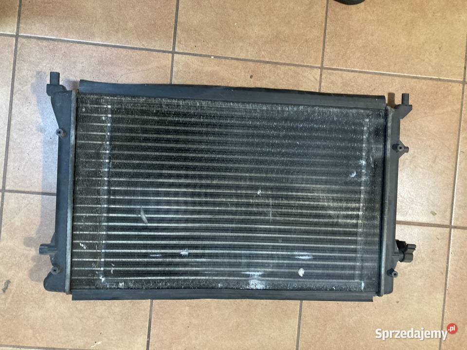 AUDI SEAT SKODA Vw CHŁODNICA WODY 1k0121251p osobowe Rakoniewice sprzedam