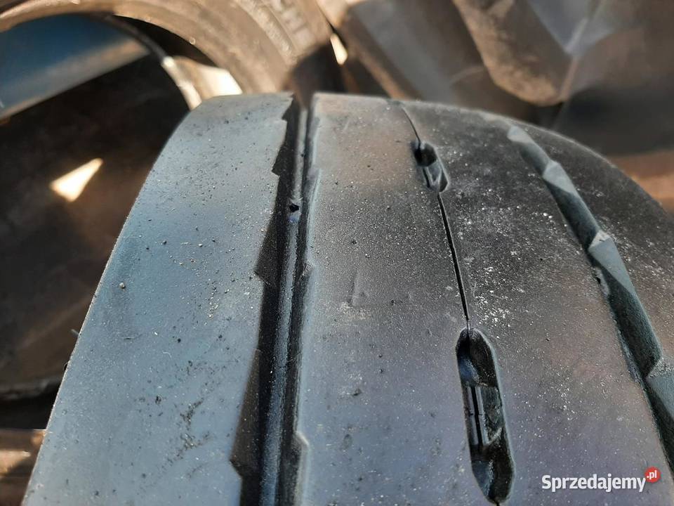 2x Opona używana ciężarowa 20565R175 MICHELIN 65 Zaścianki sprzedam