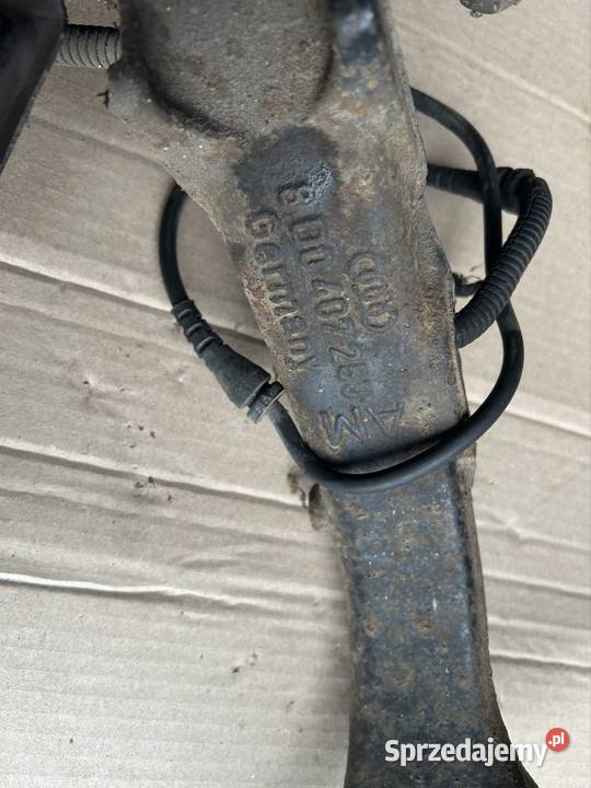 Zwrotnica prawy przód Passat b5 fl 19tdi 130 Części samochodowe Bydgoszcz