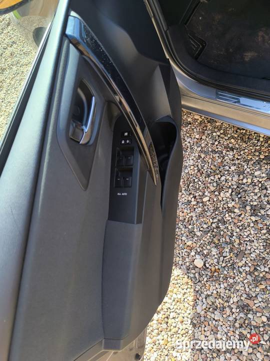 Toyota Auris 16 111 mały przebieg Inowrocław
