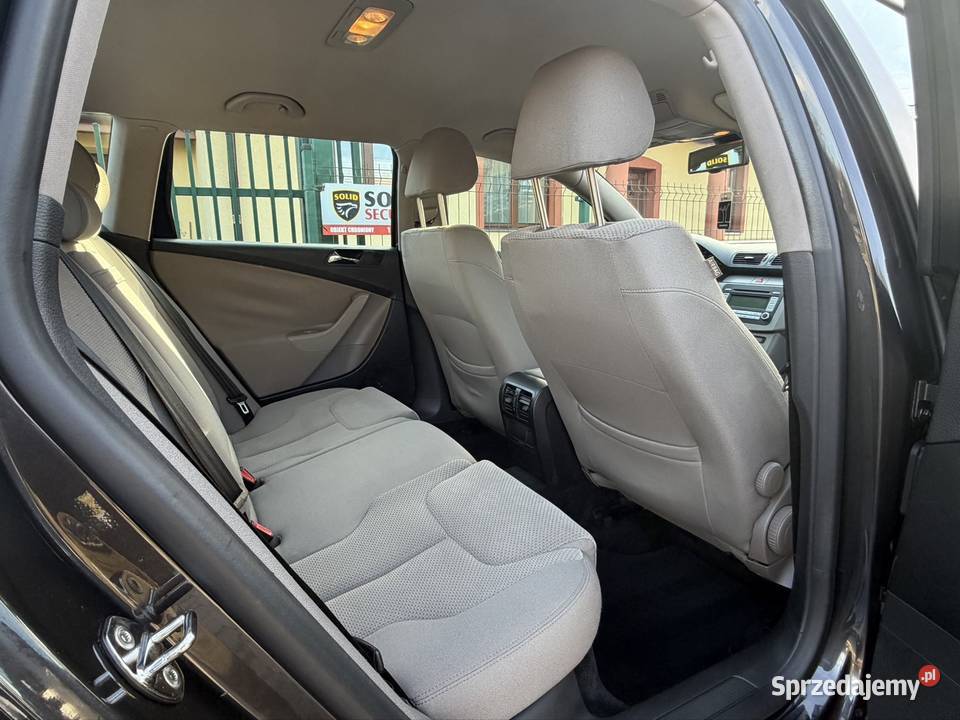 Volkswagen Passat B6 Benzyna z Nemec Kraków sprzedam