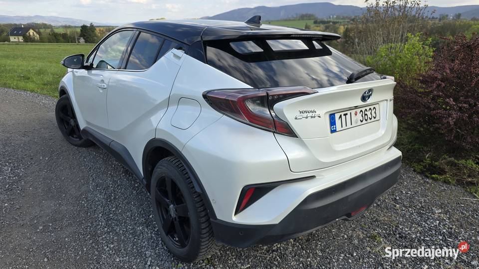 TOYOTA CHR 18 HYBRID nov v CZ JBL śląskie