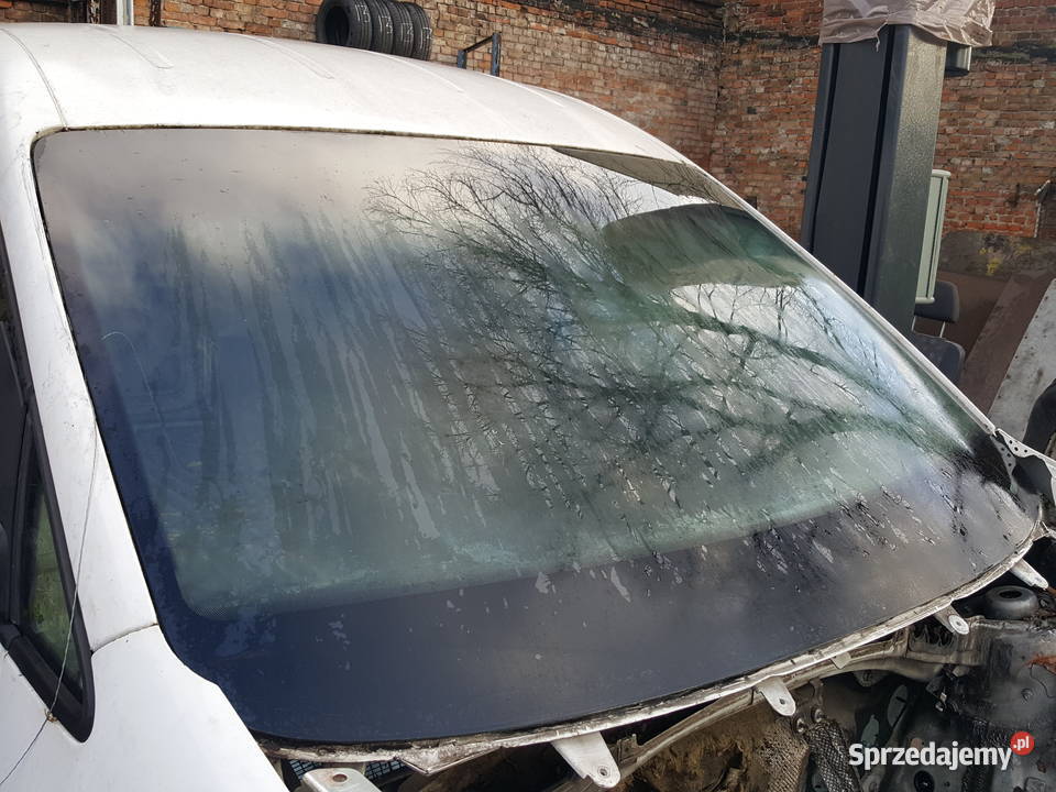 Przednia szyba Volkswagen Caddy 0410r dostawcze Gniewkowo
