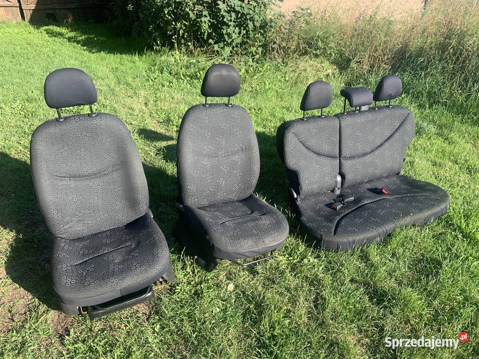 Fotel fotele siedzenia Toyota Yaris 1 9905 lewy Zabłudów