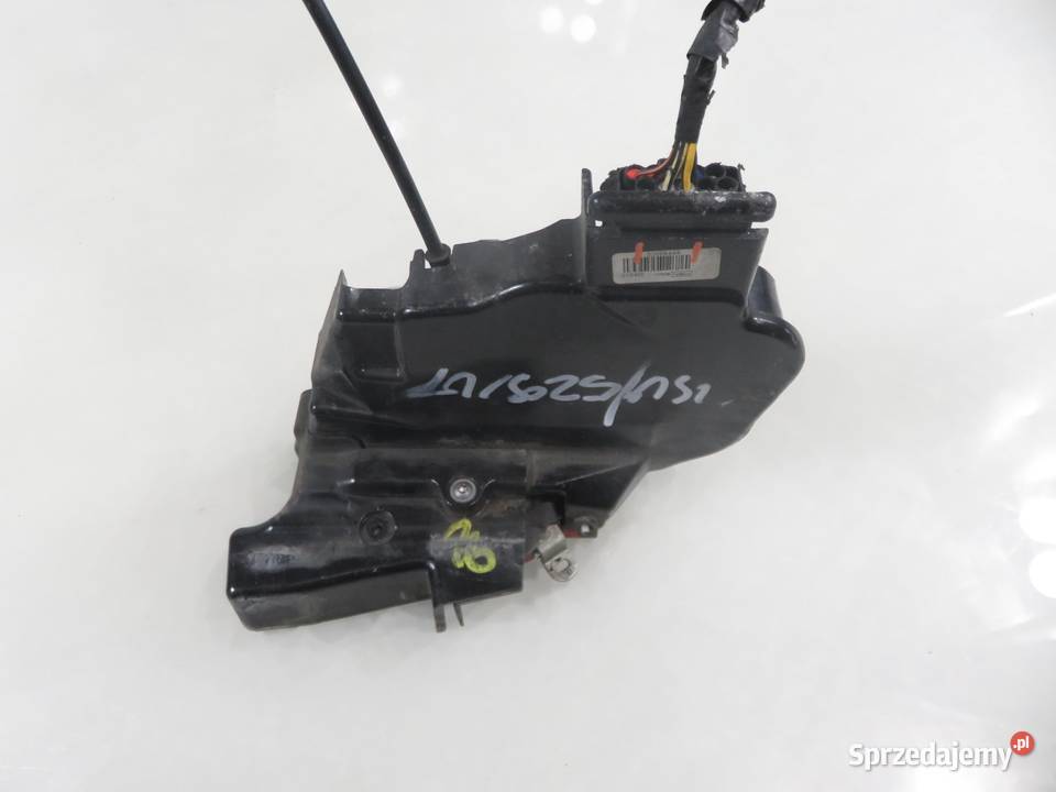 ZAMEK PRAWY PRZEDNI VOLVO V50 MW 30699444