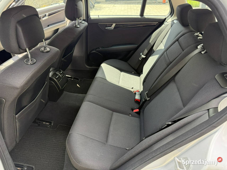 Mercedes C 180 zadbana 100 oryginalny przebieg Poznań sprzedam