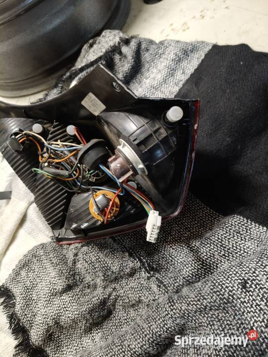 Renault Avantime lampa tylna lewa Lampy tylne Inowłódz