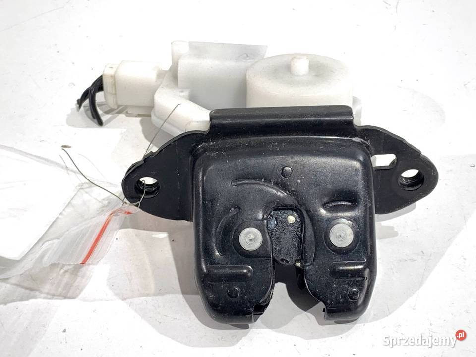 ZAMEK KLAPY TYŁ NISSAN QASHQAI J11 Crossover