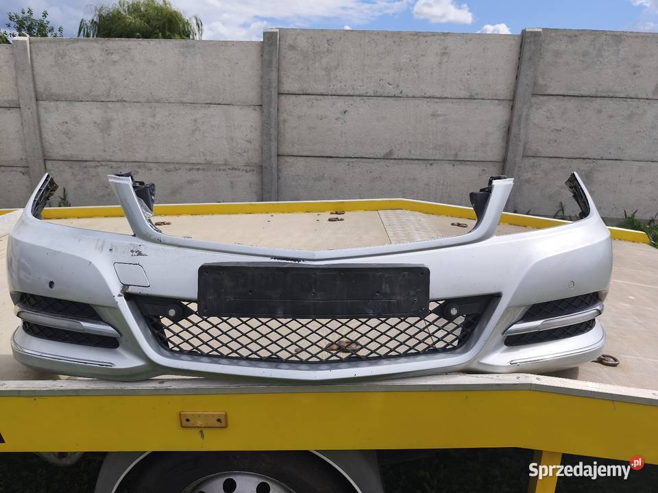 sprzedam kompletny zderzak Mercedes w 204 lift osobowe Bodzentyn sprzedam