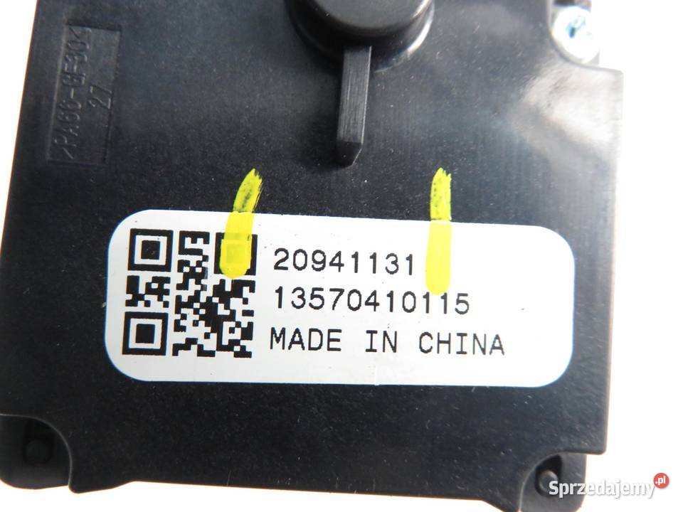 PRZEŁĄCZNIK ASTRA IV J 20817720 20941129 Wyposażenie wnętrza małopolskie