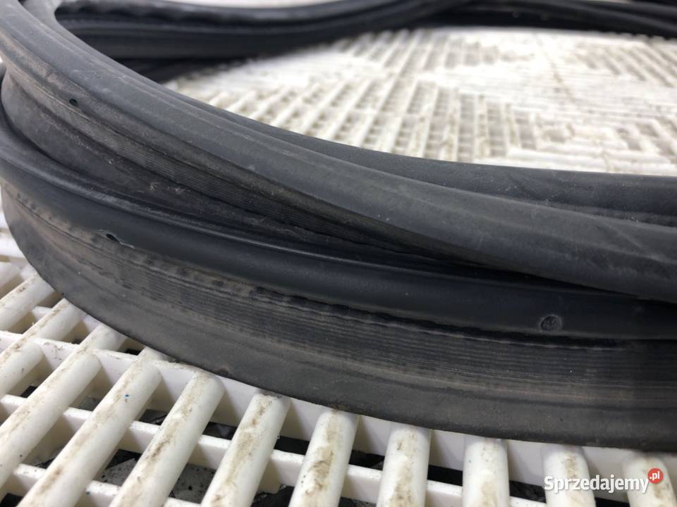 USZCZELKA KLAPY BAGAŻNIKA TOYOTA CHR Crossover Uszczelki