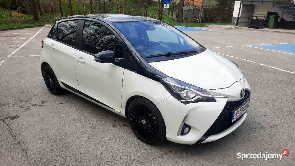 Toyota Yaris 15111 60tkm Selection Navi Klima 111KM Jaśkowice sprzedam