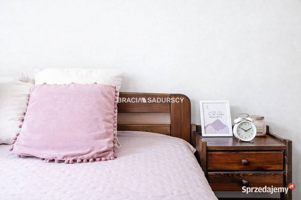 Mieszkanie Kraków Przewóz 5845m2 3 pokoje Sprzedaż