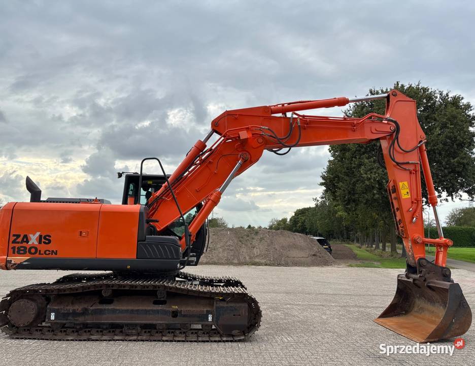 Koparka gasienicowa Hitachi ZX 180 LCN 5 B Gąsiennice