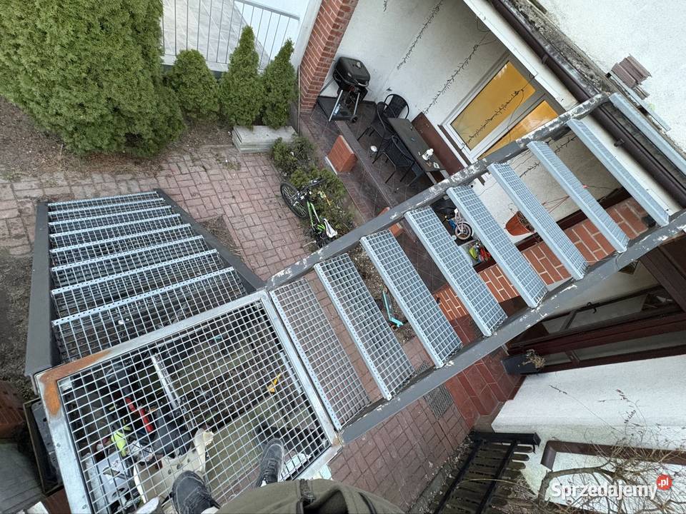 Schody zewnętrzne stalowa konstrukcja Schody zewnętrzne Szamotuły