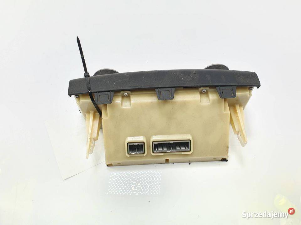 PANEL KLIMATYZACJI MITSHUBISHI PAJERO IV Lipno