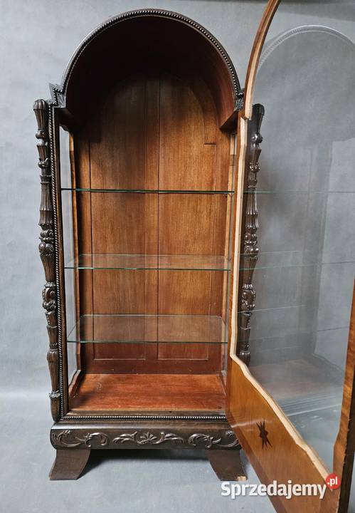 Dębowa witryna serwantka z przełomu XIX i XX Szczecin