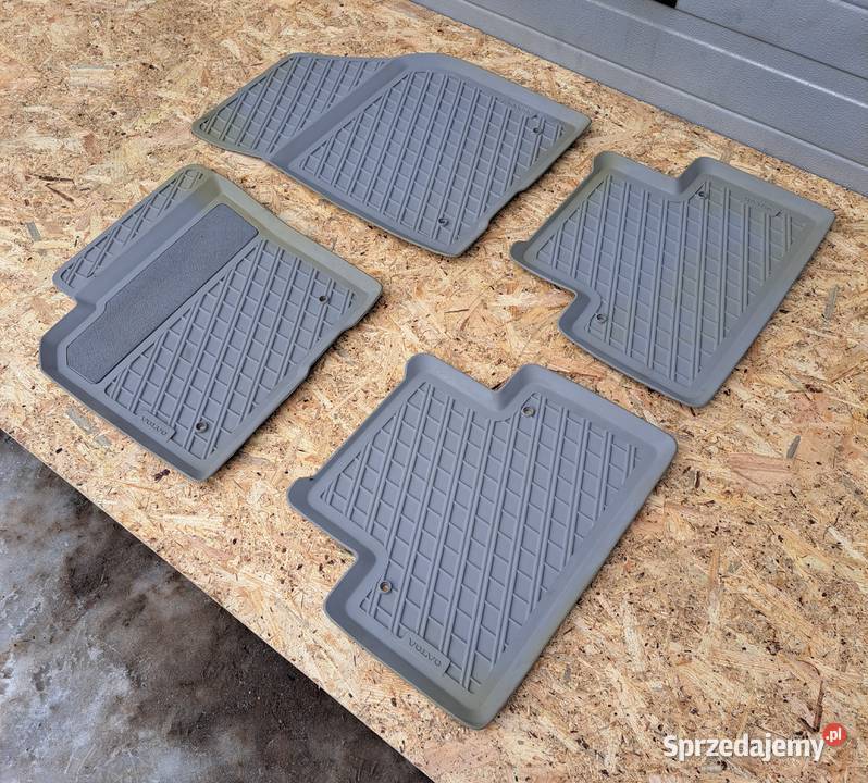 Dywaniki gumowe Volvo S40 V50 20042012 39807168 dolnośląskie Mielęcin