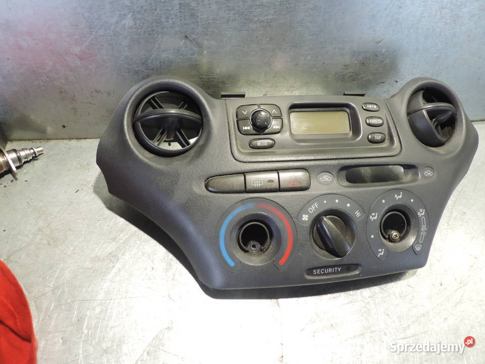 RADIO PANEL KLIMATYZACJI TOYOTA YARIS I małopolskie Nowy Sącz