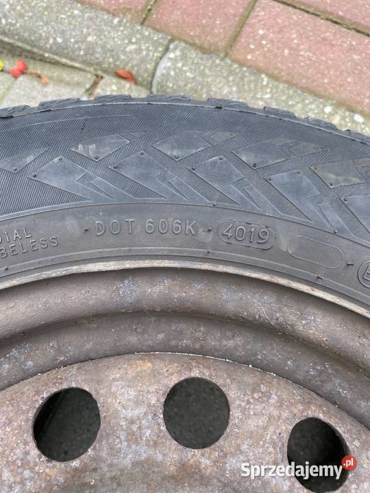 Felgi stalowe Volvo V40 z oponami 185 65 15 Samochodowe