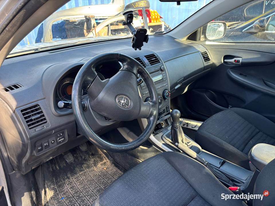 Toyota Corolla 2008 14 D4D Uszkodzone