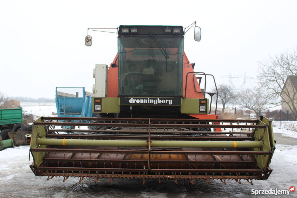 Kombajn zbożowy Droningborg D 8500 hydro Radio