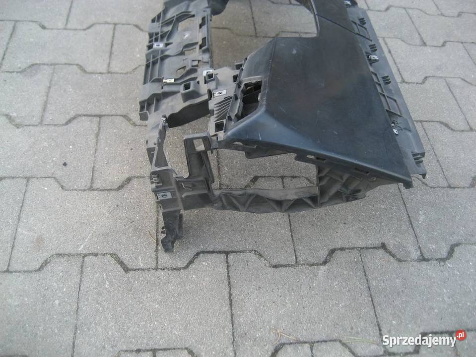 bmw 2 u06 2225r deska rozdzielcza konsola dół Deski rozdzielcze, konsole