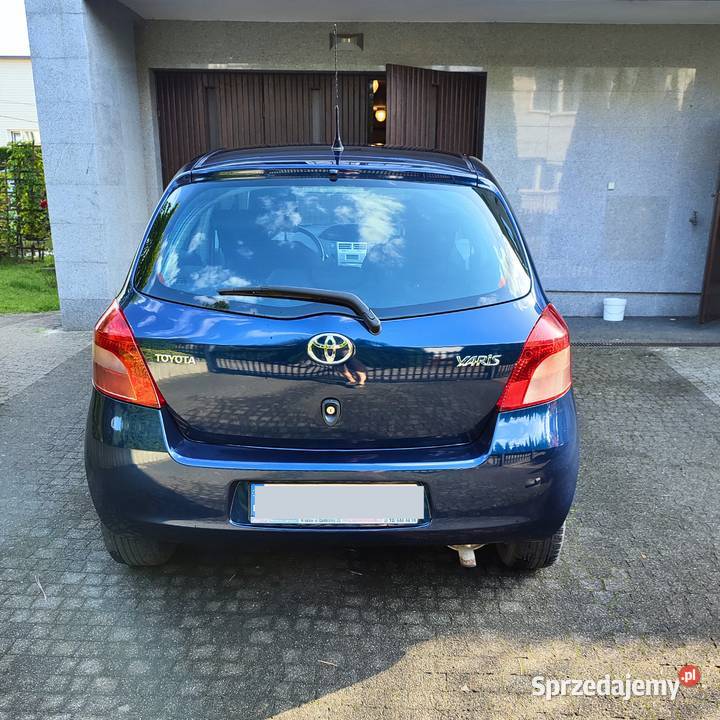 Toyota Yaris II 10 Luna AC 2006r granatowy małopolskie Kraków