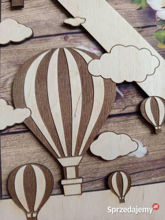 Ekierka drewniana 30 z personalizacją balony