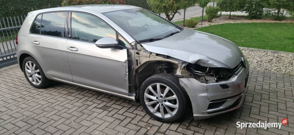 Golf 7 lifting wersja SOUND lekko uszkodzony złoty dolnośląskie Święta Katarzyna