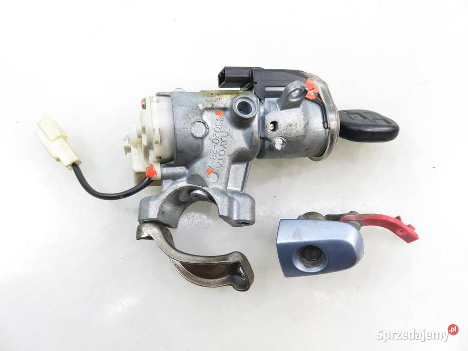 STACYJKA WKŁADKI TOYOTA AVENSIS VERSO M2 sprzedam