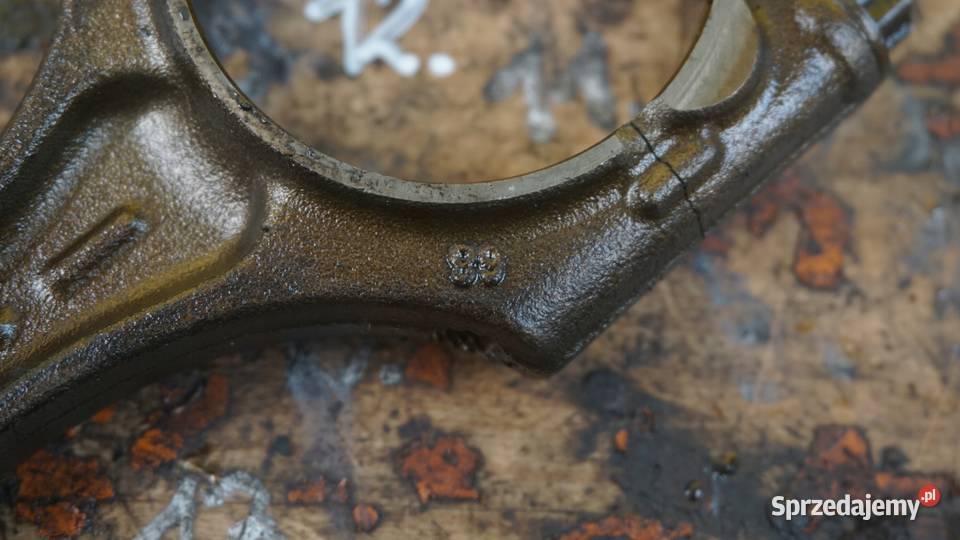 V60 S60 V40 20 D D2 18r 120 D4204T8 korbowod