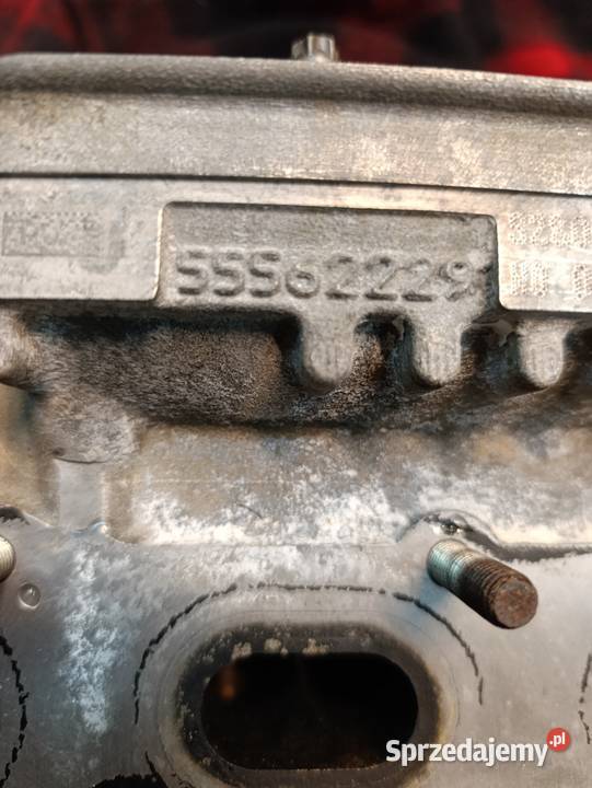 Głowica Opel corsa D 12 14 XER 55562229 Głowice cylindrów Czechy