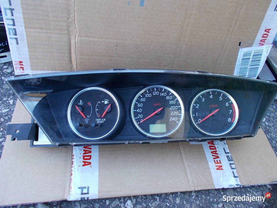 nissan PRIMERA P12 18 16v 04r licznik zegary