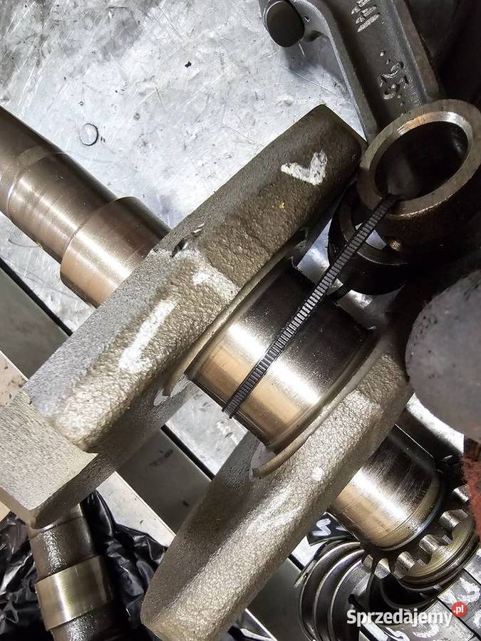 Suzuki GS 500 wał korbowy korbowód korba korby