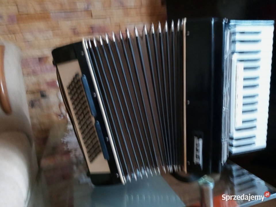 akordeon FLIS Morawica sprzedam