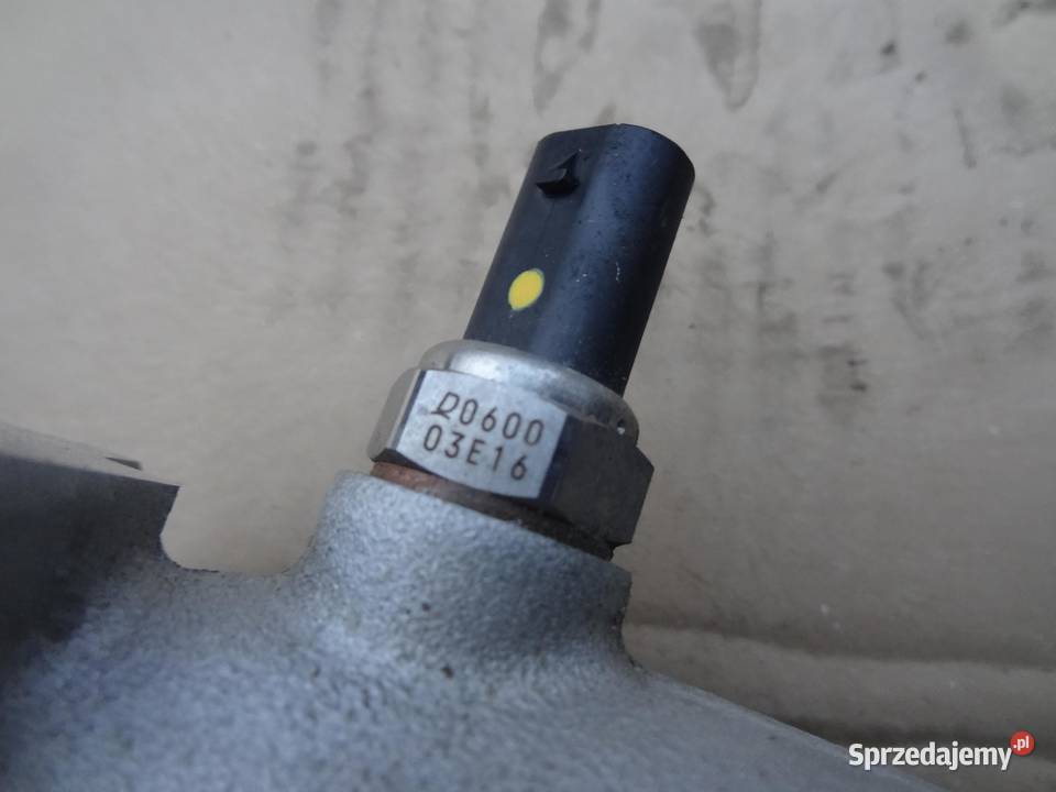 CHŁODNICA INTERCOOLER TOYOTA HILUX VIII 21R 24D osobowe