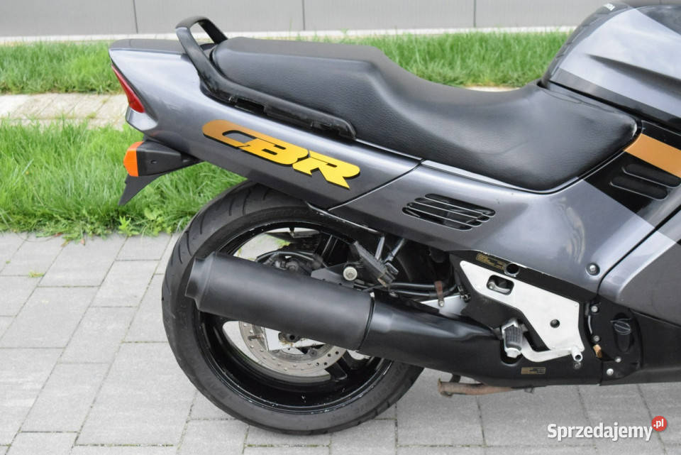 Honda CBR oryginalny stan dok na z niemiec 1000cm3 wielkopolskie Śrem
