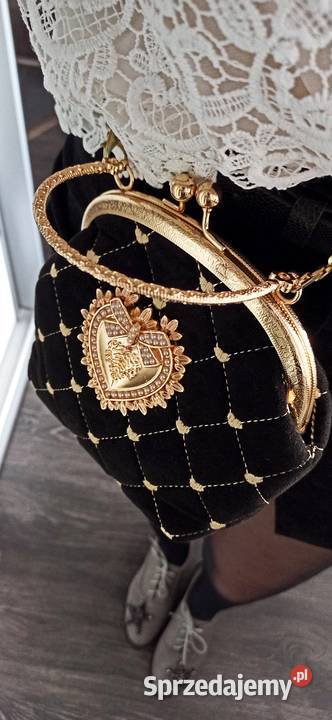 Czarna torebka welurowa z serduszkami na bigiel Galanteria i dodatki Warszawa sprzedam